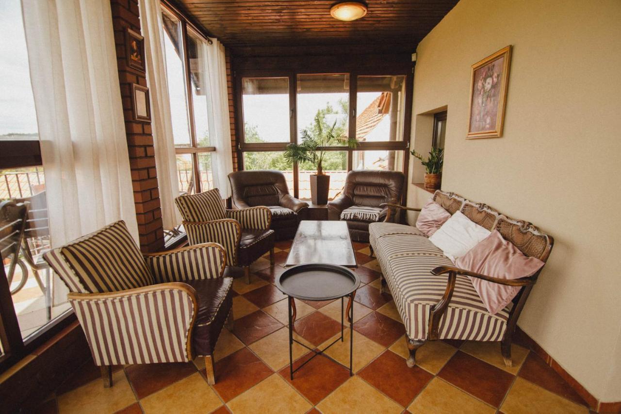 Podkowa Modliszow Villa Exterior foto